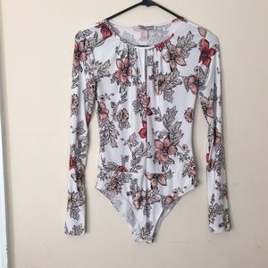 Forever 21 Floral bodysuit size small
